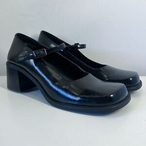 Vintage Unlisted by Kenneth Cole Black Patent Leather Square Toe Mary Jane Pumps